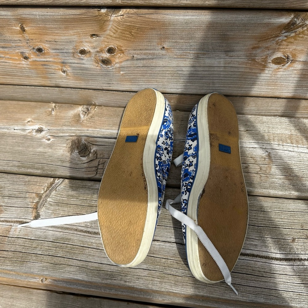 Keds size 8.5 - Picture 4 of 6